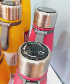 Alternative view of فلاسک دماسنج دار 3 حجم سبز