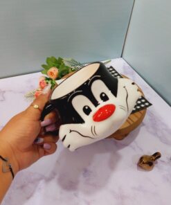 Alternative view of ماگ دیزنی سیلوستر دست ساز سرامیکی