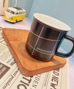 ماگ خطی سفید و مشکی