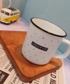 ماگ خطی سفید و مشکی