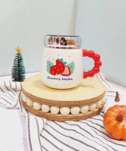 ماگ درپیچی توت فرنگی قرمز