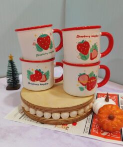 ماگ توت فرنگی ساده