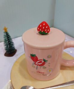 ماگ در بر جسته توت فرنگی