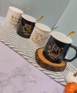 ماگ فونت دار سفید و مشکی قاشق دار