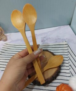 قاشق چوبی اشپزی