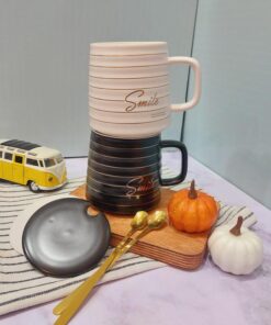 ماگ سرامیکی لبخند سفید ومشکی