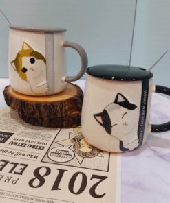 ماگ گربه بازیگوش کد 1526