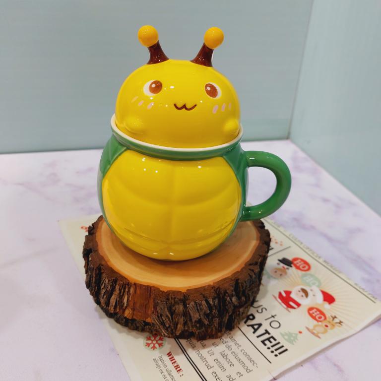 ماگ فانتزی زنبور در برجسته کد 1562