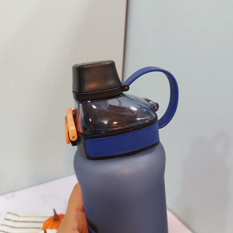 قمقمه باشگاهی دسته گرد کد 1605