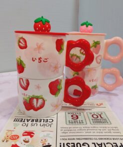 ماگ توت فرنگی در برجسته نشکن کد 1681