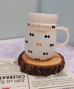 ماگ پاپیونی درپیچی آینه دار کد 1682