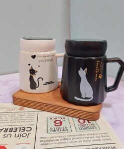 ماگ گربه درپیچی سفید و مشکی کد 1683