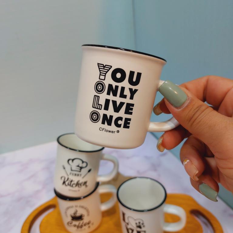 ماگ دسته دار سفید لبه مشکی کد 1699