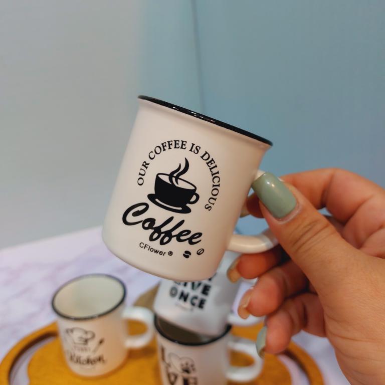 ماگ دسته دار سفید لبه مشکی کد 1699