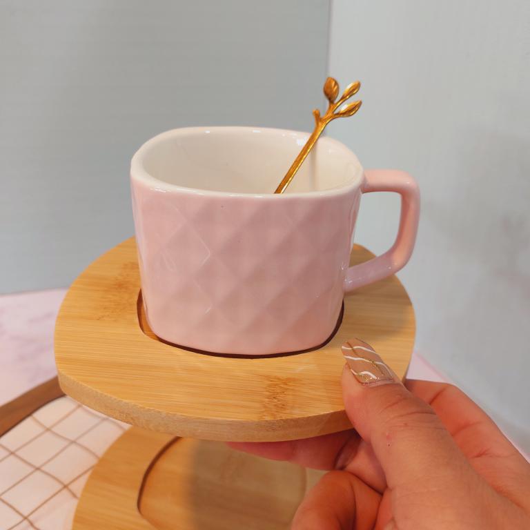 فنجون زیره چوبی دار مشبک پاستلی کد 1718