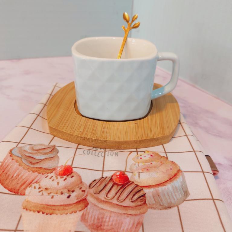 فنجون زیره چوبی دار مشبک پاستلی کد 1718