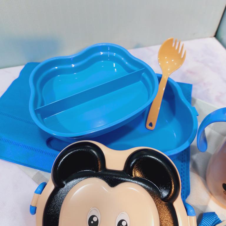 ست قمقمه و ظرف غذای فانتزی طرح میکی دختر وپسر کد 1744