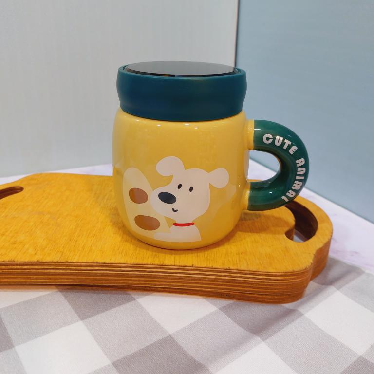 ماگ درپیچی آینه دار طرح اسنوپی کد 1766