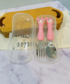 قاشق و چنگال مخزن دار عروسکی کودک کد 1842