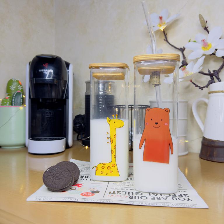 ماگ پیرکس نی دار زرافه و خرس کد 1877