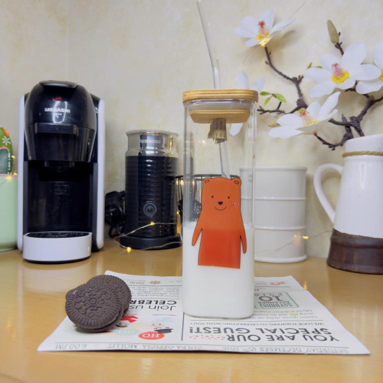 ماگ پیرکس نی دار زرافه و خرس کد 1877