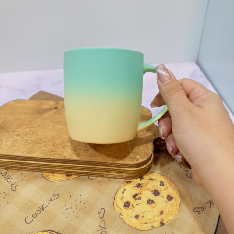 ماگ دو رنگ مخملی کد 1890