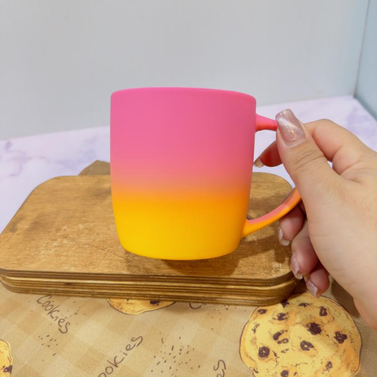 ماگ دو رنگ مخملی کد 1890