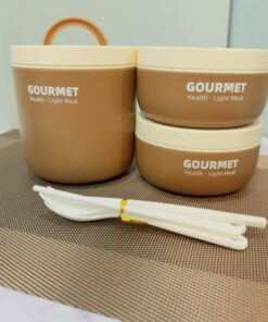 لانچ باکس سه طبقه لاکچری کیف دار طرح کلمن کد 1928