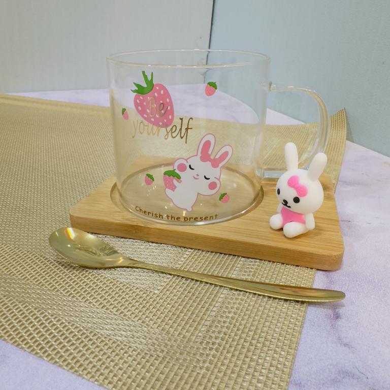 ماگ پیرکس زیر چوبی دار خرگوش کد 1972