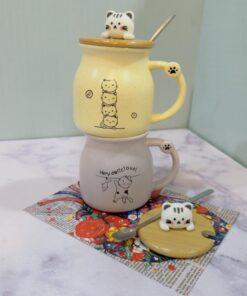 ماگ سرامیکی طرح گربه در چوبی کد 2053