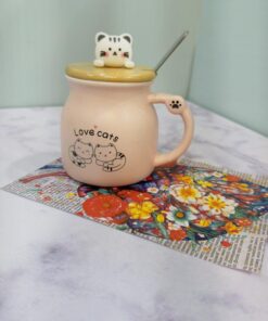 ماگ سرامیکی طرح گربه در چوبی کد 2053