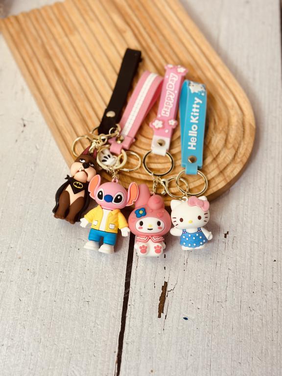 جاسوِِئیچی فانتزی 4 طرح سیلیکونی کد 2076