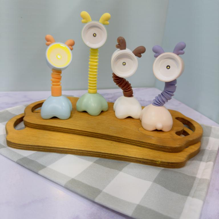 چراغ خواب فانتزی طرح زرافه گردن بلند کد 2132