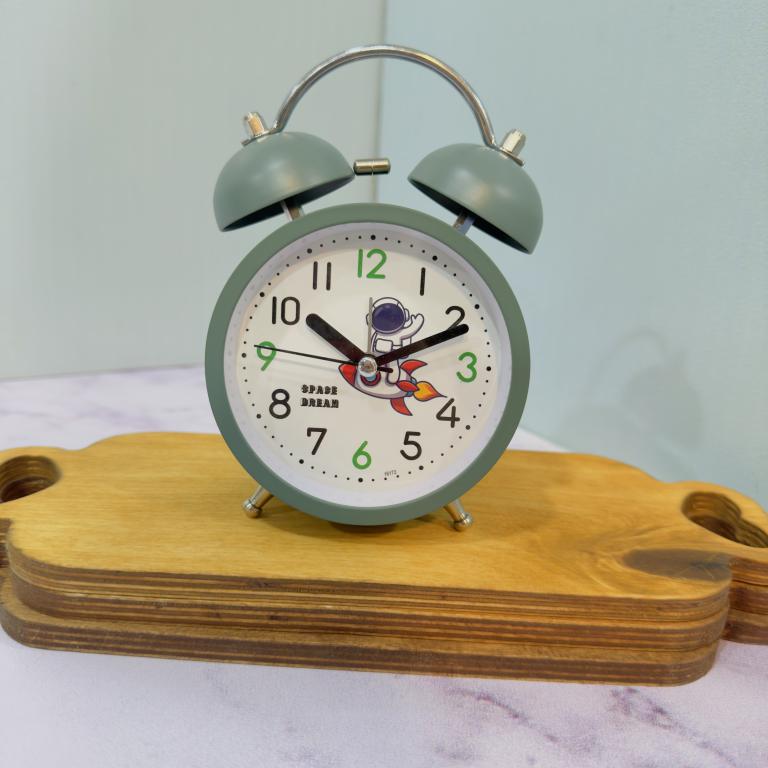 ساعت زنگ دار فانتزی طرح فضانورد بزرگ کد 2158