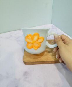 ماگ دسته دار طرح گل رنگی کد 2208