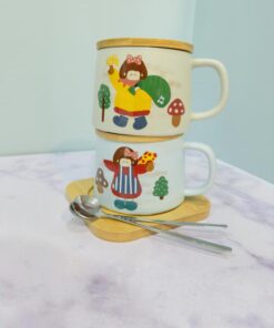 ماگ فانتزی طرح دختر تپلی سینی چوبی دار کد 2210