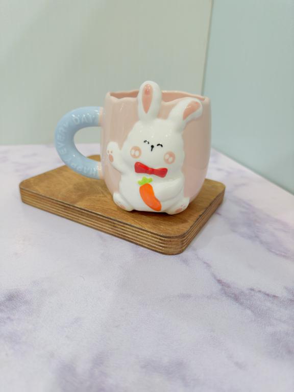 ماگ فانتزی طرح خرگوش هویجی برجسته کد 2216