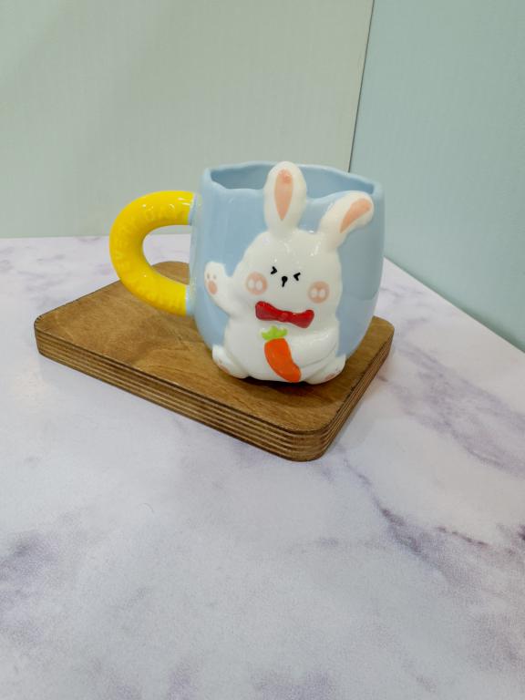 ماگ فانتزی طرح خرگوش هویجی برجسته کد 2216