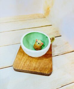 فنجون عروسک برجسته دست ساز کد 2258