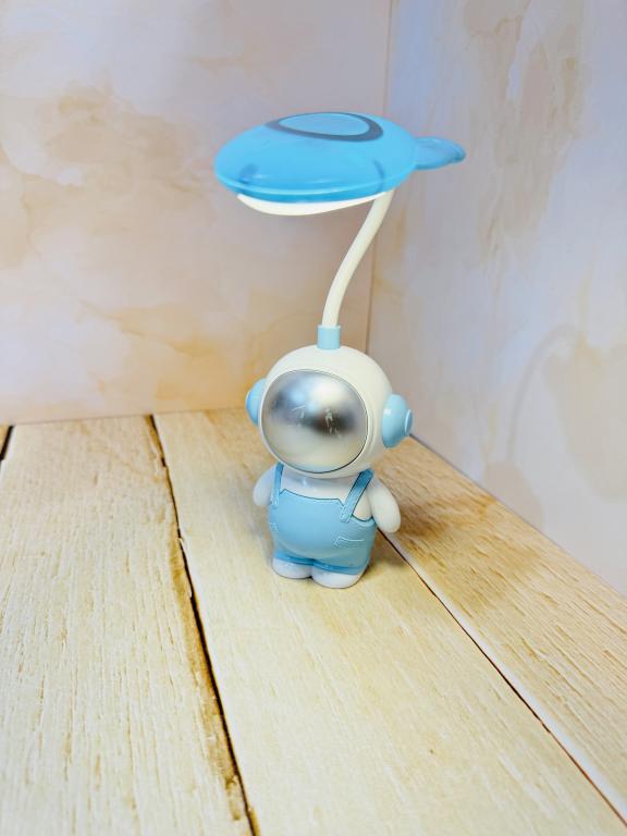 چراغ مطالعه طرح فضانورد فانتزی کد 2335