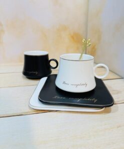 ست فنجون نعلبکی سفید و مشکی قاشق طلایی کد2354