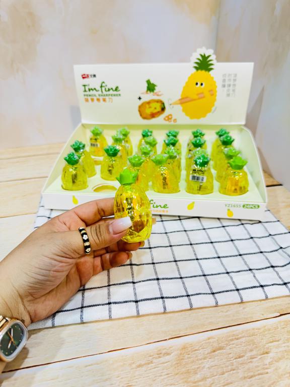 مداد تراش فانتزی اناناس و هویچ کد 2397