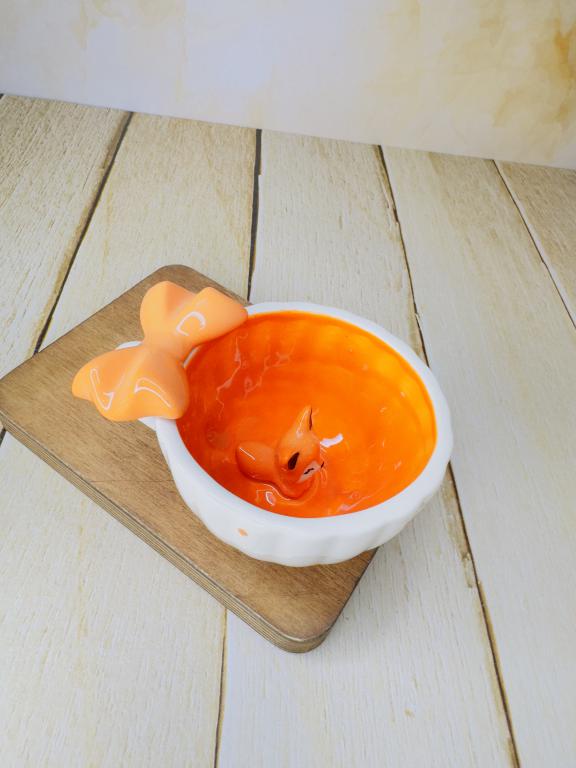 فنجان کف عروسکی دسته پاپیونی کد 2413