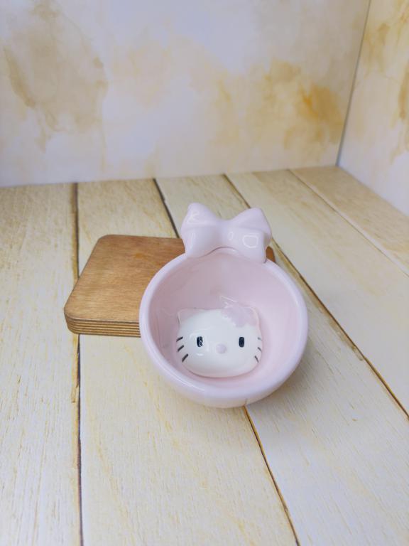 فنجان کف عروسکی دسته پاپیونی کد 2413