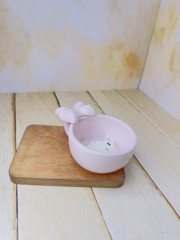 فنجان کف عروسکی دسته پاپیونی کد 2413