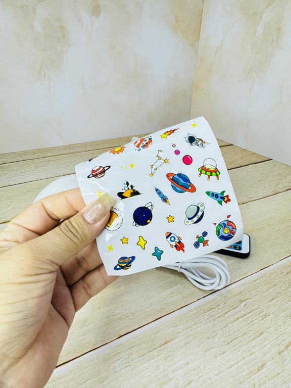 چراغ خواب اسپیکر دار طرح فضانورد کد 2515