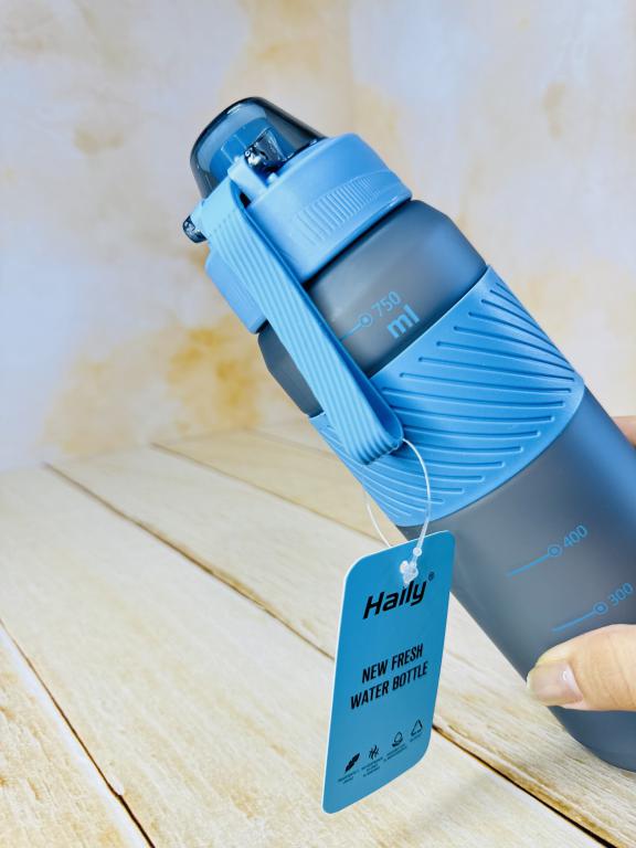 قمقمه 750 میل برند SPORT در سیلیکونی کد 2534