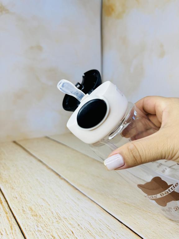 قمقمه فانتزی نی دار خرس کلاه دار کد 2601