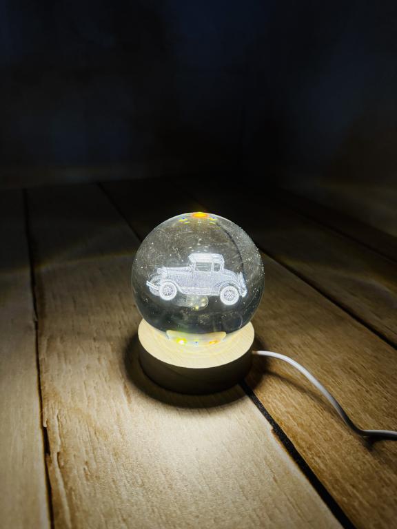 گوی شیشه ای چراغدار سه بعدی سایز بزرگ کد 2647