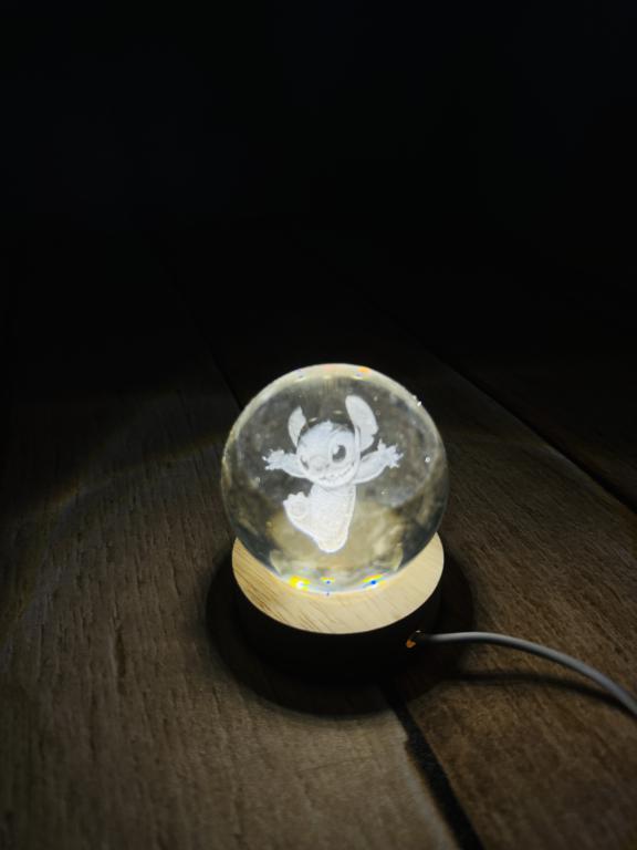 گوی شیشه ای چراغدار 3 بعدی سایز کوچک کد 2648